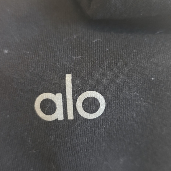 Alo Yoga Black Cropped Leggings High Waist Airbrush Style Size M - Picture 4 of 11